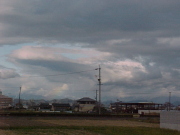 虹を写した写真ですが、虹が見えない写真