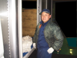 帰社後のちょっと疲れた顔の写真