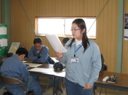 チームの意見を発表している写真