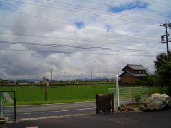 豪雨が過ぎ去った後の爽やかな空の写真