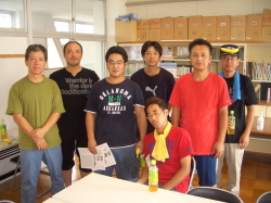 トイレ掃除に参加した有志の集合写真