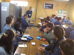 勉強会の全体の写真
