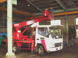 高所作業車の写真