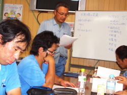 グループの意見を発表している写真