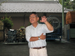 説明している華陽防災さんの写真