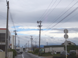 青空が見え始めた西の空の写真